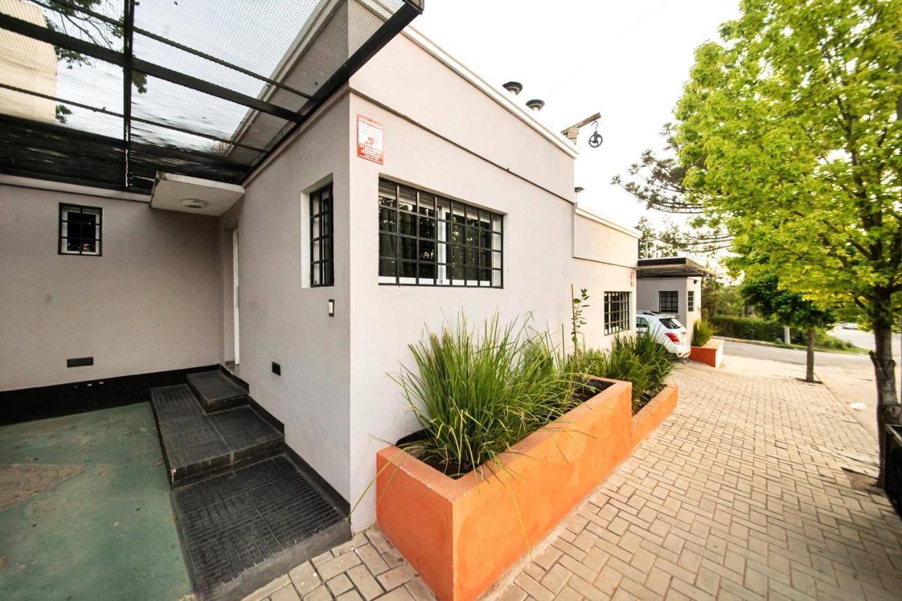 Maktub Departamentos Y Habitaciones Alta Gracia Extérieur photo